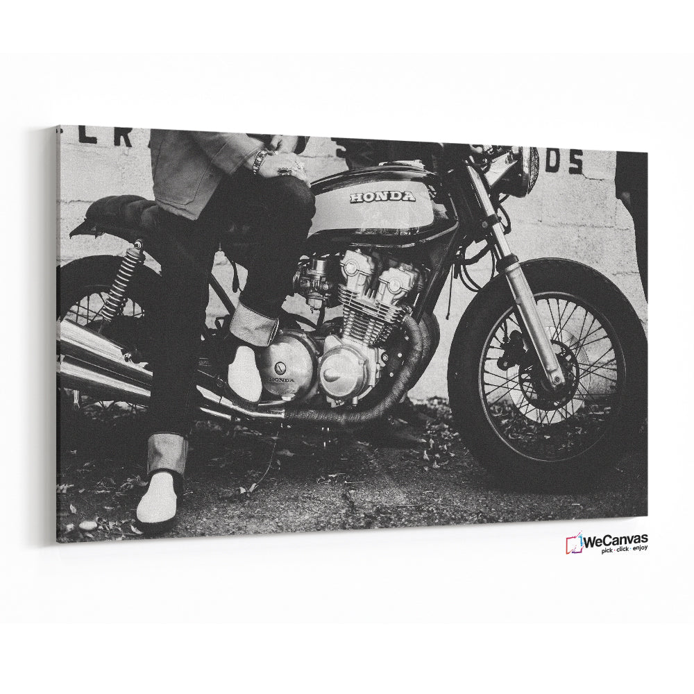 Honda Blanco y Negro